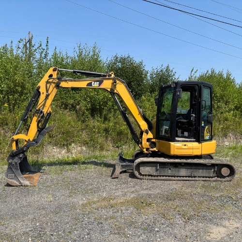 Location de pelle mécanique Caterpillar 305E2CR